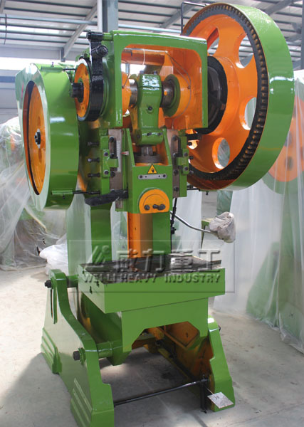 經濟型沖壓機床正向著沖壓自動化領域發展