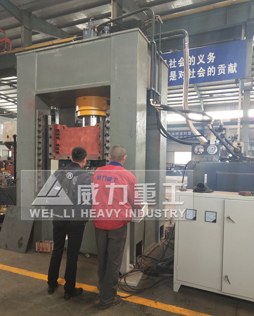 500噸框架式液壓沖床圖片