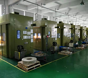 沖床防護(hù)罩應(yīng)用